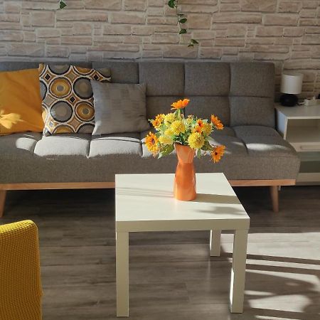 Baross Apartman Kaposvar Exterior photo